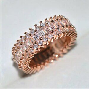 NEW 18K ROSE GOLD DIAMOND RING